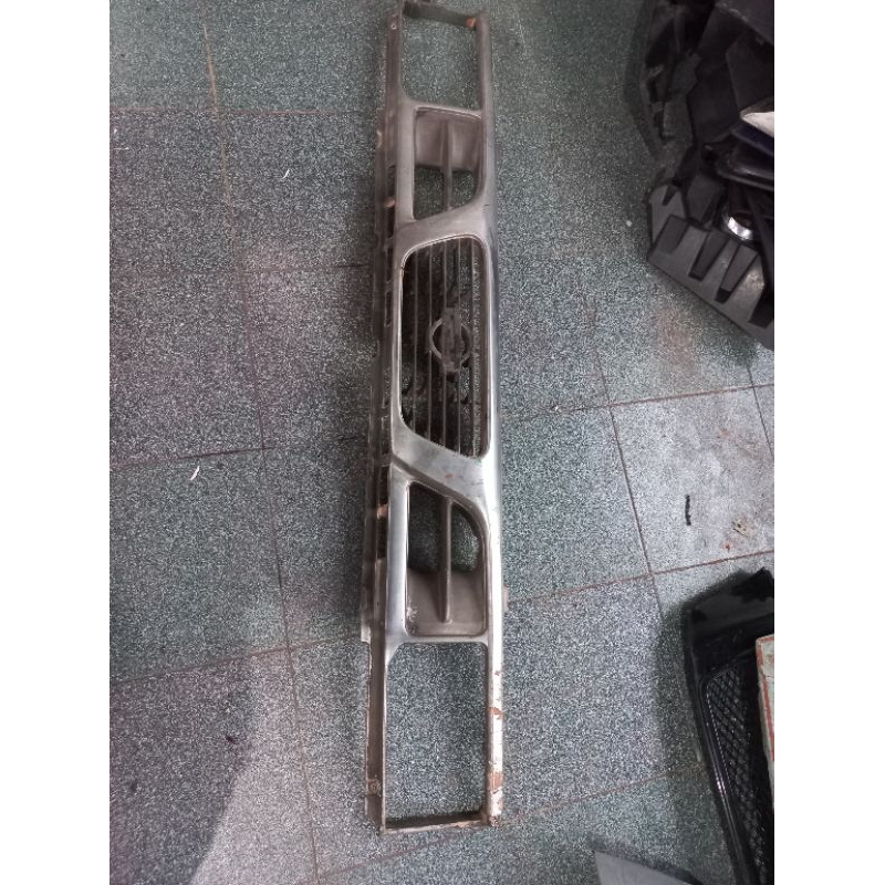 Grill Nissan Terrano kingsroad