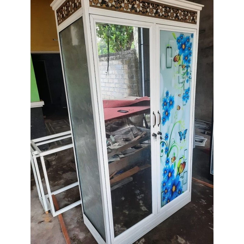 Lemari 2 Pintu
