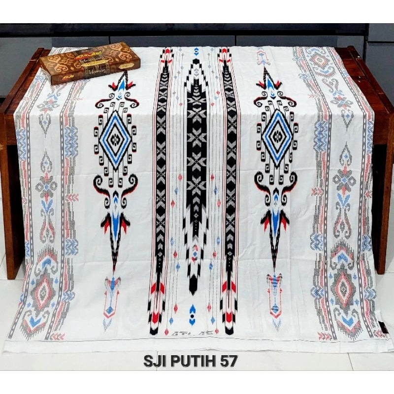 SARUNG ATLAS IDAMAN HARMONY MOTIF BHS TERBARU - SARUNG ATLAS MURAH