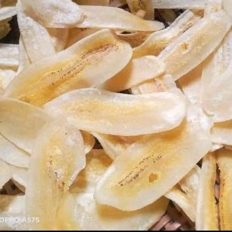 

Keripik pisang kepok asin gurih 500 gr by Dapur mamakey
