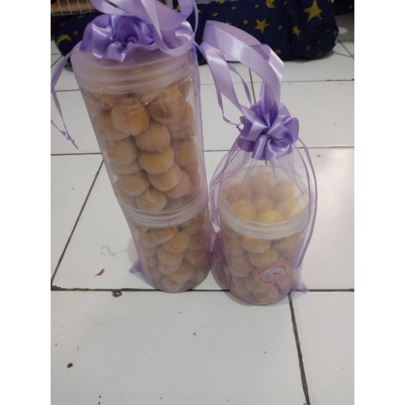 

kue nastar premium 800 ml