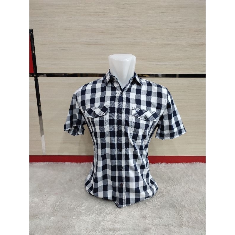 BAJU KEMEJA PENDEK CARDINAL PRIA