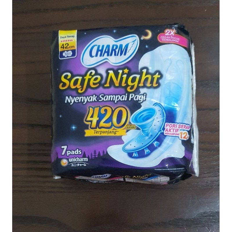 Charm Safe Night 42 cm / Pembalut Charm Malam 42 cm isi 7 pcs