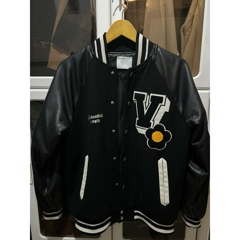 Berskha Varsity  (zara hm h&m uniqlo)