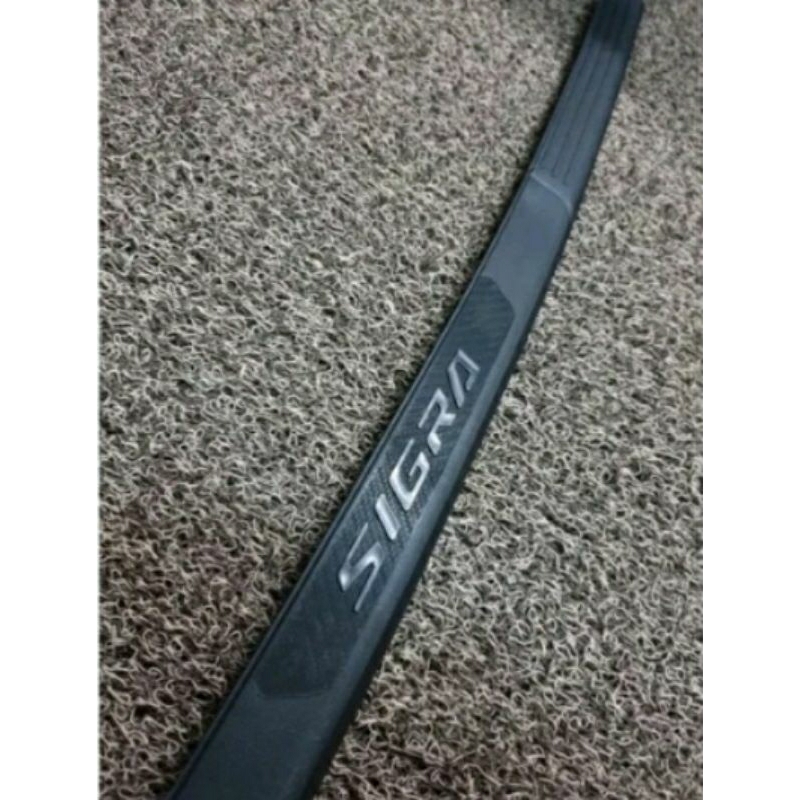 SILLPLATE BELAKANG SIGRA