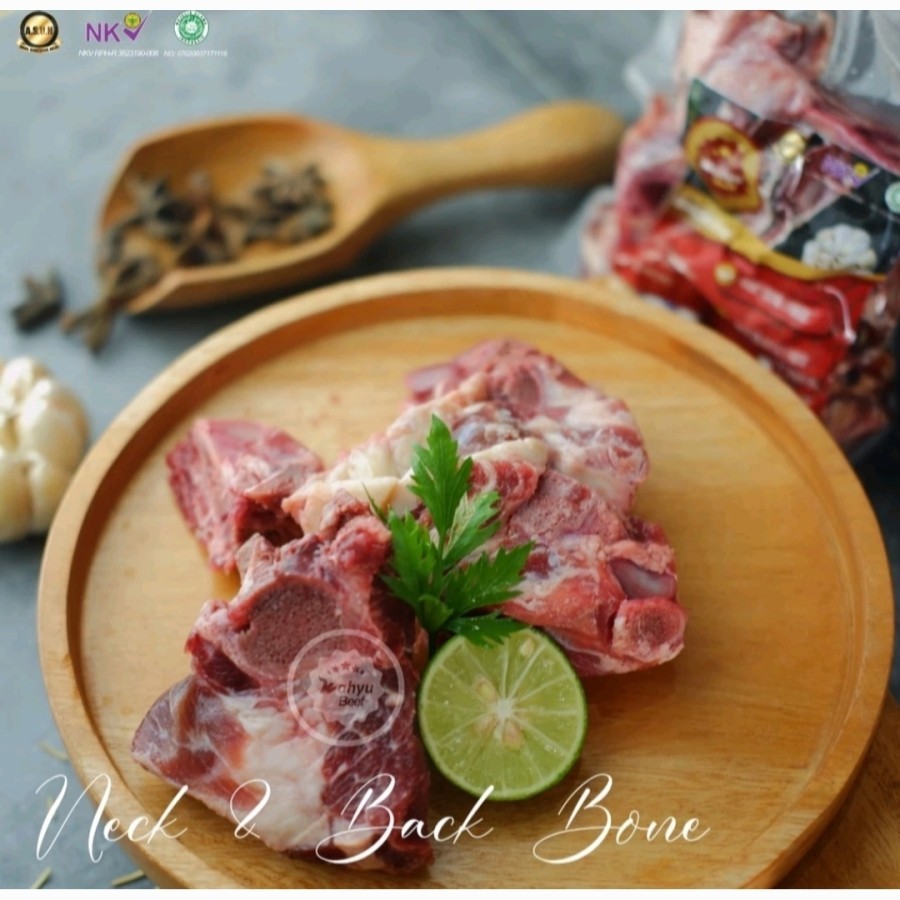 

Lemooin - Neck Bone Grassfed 500g - Tulang Leher Grass Fed - Daging Sapi Grassfed Bebas Suntik dan Hormonal - Tulang Sapi Organik