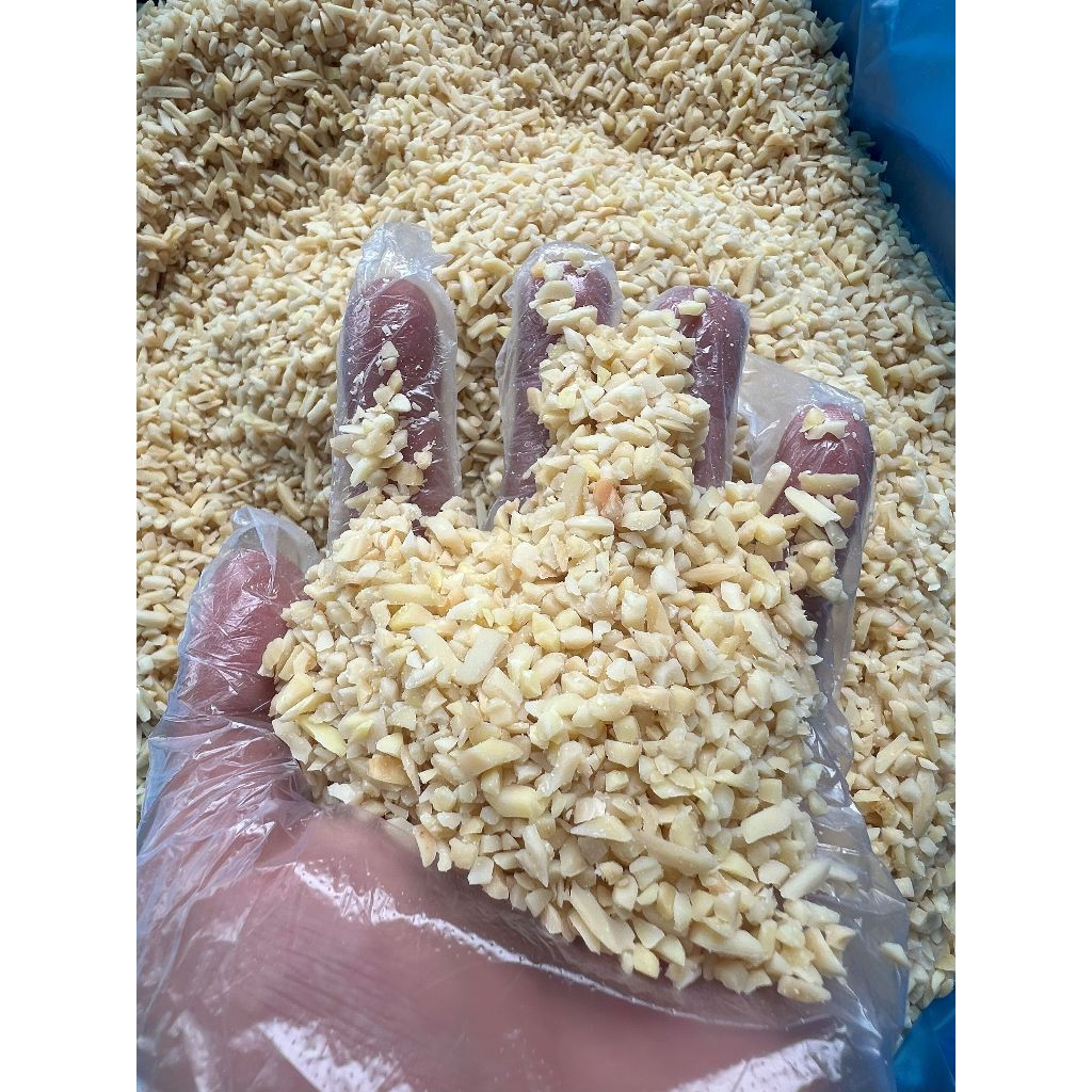 

Almond Cincang - Almond chopped 500gram