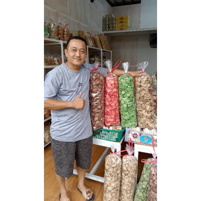 

kuping gajah Mega Snack cemilan sehat renyah manis dan gurih (1kg)