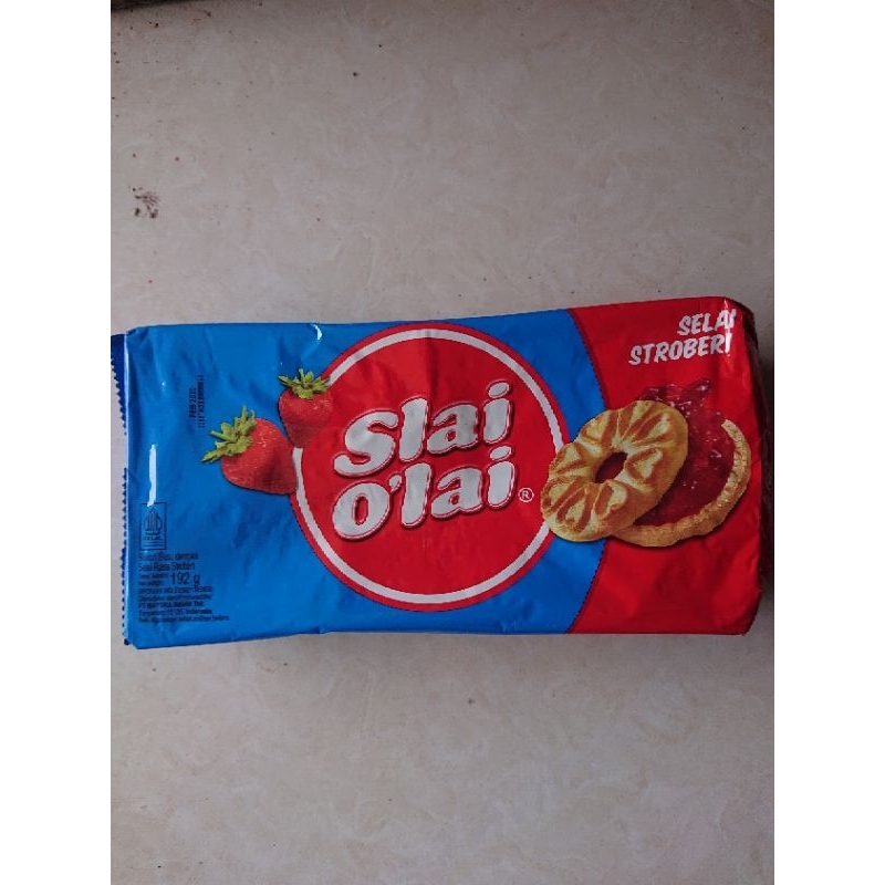 

SLAI O'LAI BISKUIT RASA STROBERI