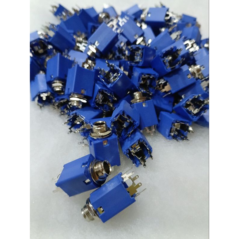 Soket Akai Mic Stereo Biru Bagus