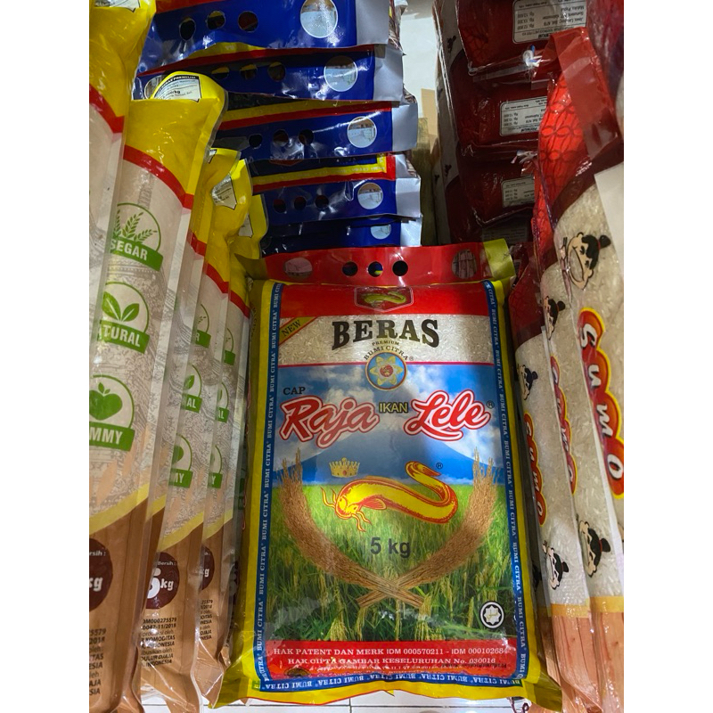 

BERAS CAP RAJA IKAN LELE KEMASAN 5KG / BERAS MURAH ENAK