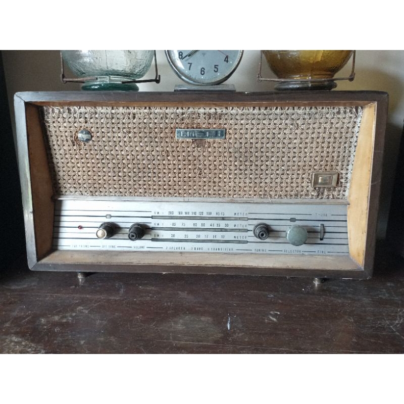 RADIO ANTIK/RADIO KUNO/RADIO TUA/RADIO KLASIK/RADIO LAWAS/RADIO TABUNG
