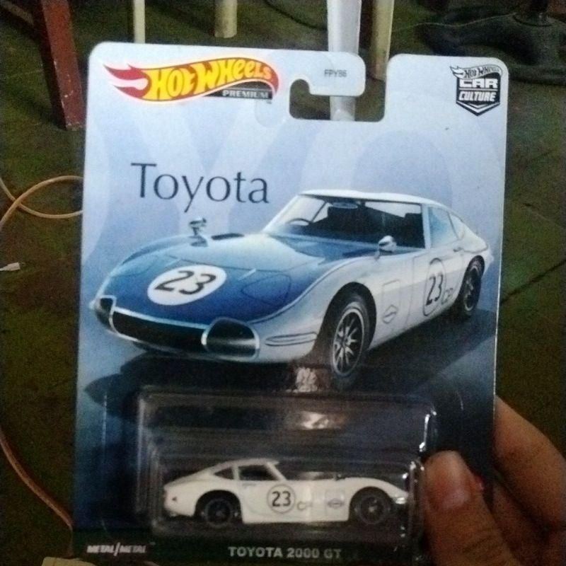 hotwheels premium Toyota 2000gt