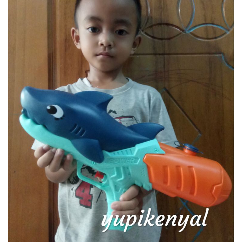 Mainan Pistol Air  Hiu/Shark Besar