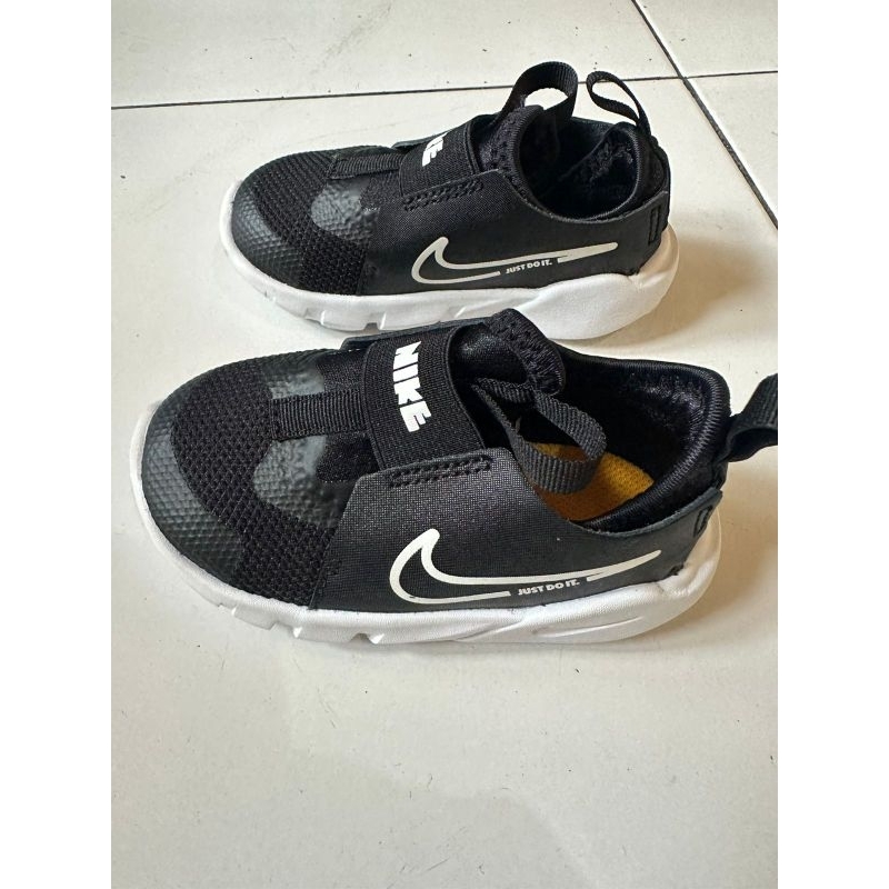 Preloved_Nike_Flex_Runner2