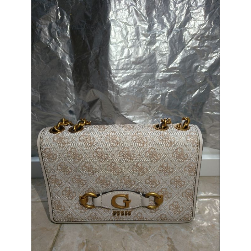 Tas Main Tas Pesta Tas Selempang Tas Kerja Tas Jagong Tas Wanita Guess Original warna putih