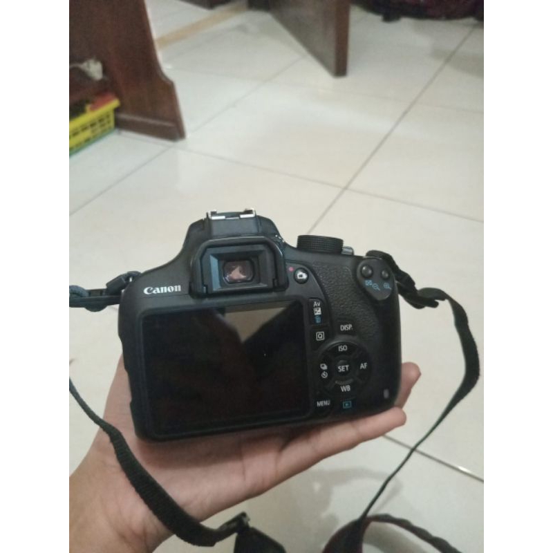 kamera canon 1200D