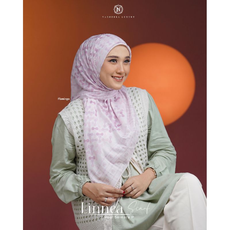 LINNEA SCRAF#NADHEERA#HIJAB SEGIEMPAT MOTIF NADHEERA