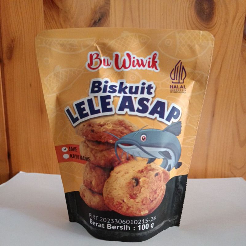 

Biskuit Lele Asap Bu Wiwik Camilan dari Ikan Lele | Snack Time Biscuit