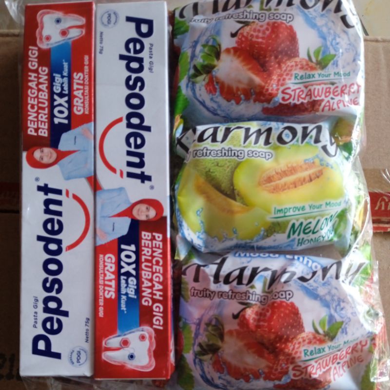 

Paket Pasta Gigi Pepsodent 75gr 2pcs + 3 sabun mandi Harmony