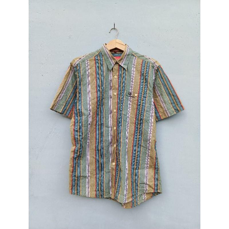 kemeja Giovanni valentino