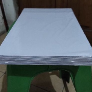 

Grosir Terjamin PVC Sheet ID Card bagian tengah saja 5 lembar 46mm