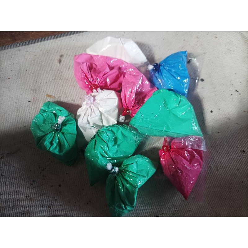 

Cat pewarna gelang ukir Nama Akrilik