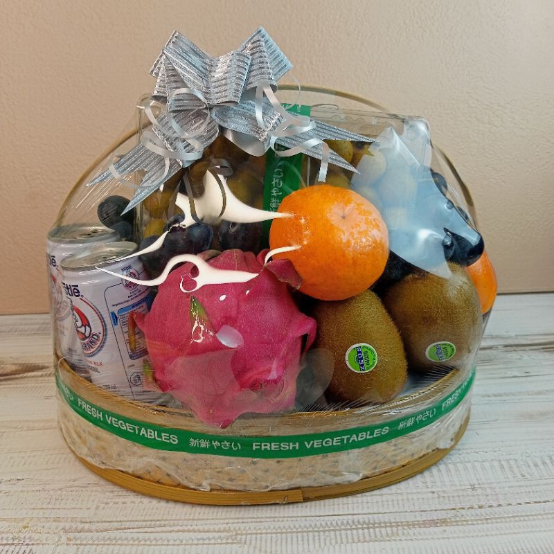 

Parcel Parsel Hampers Buah Segar Bogor Tipe G1 Bisa Dikirim Di Hari Yang Sama Parcel Hantaran Lamaran, Nikahan, Lebaran, Jenguk Orang Sakit, Ulang Tahun, Imlek, Natal, Tahun Baru, Waisak, Nyepi, Galungan