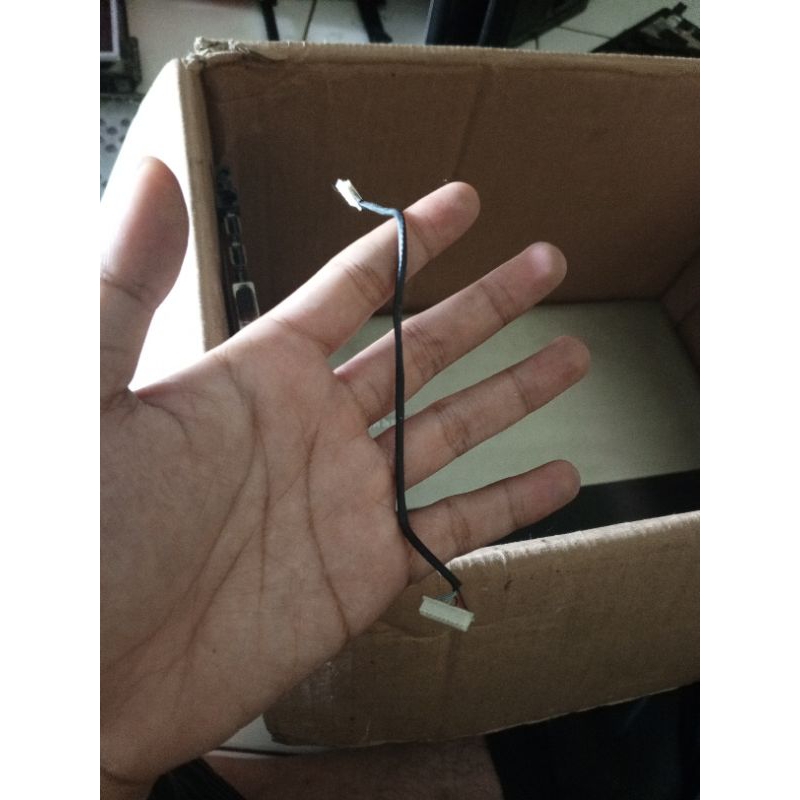 fleksibel board power to mobo laptop Samsung rv413 ori