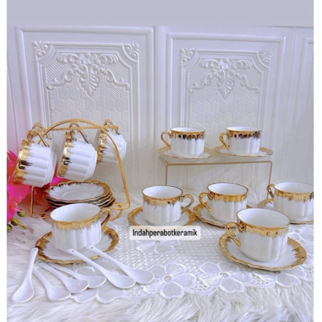cangkir putih list gold /tea set putih list gold