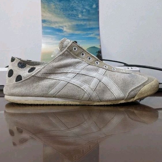 Onitsuka Tiger Slip On (Size 44)