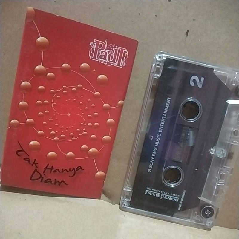 Padi Kaset Pita: Tak Hanya Diam