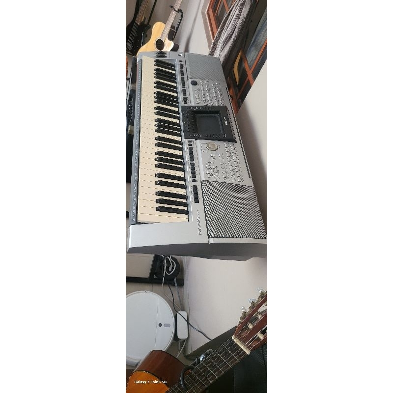 Keyboard Yamaha PSR 3000 Bekas