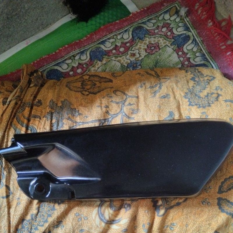 box Kanan tutup aki honda grand astrea