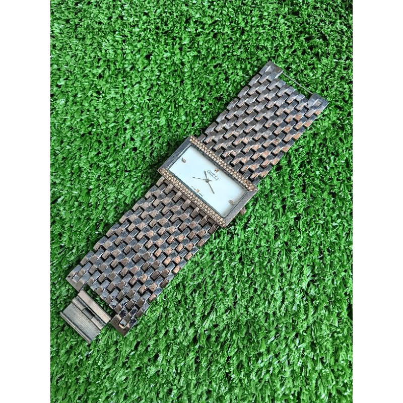 jam tangan gucci