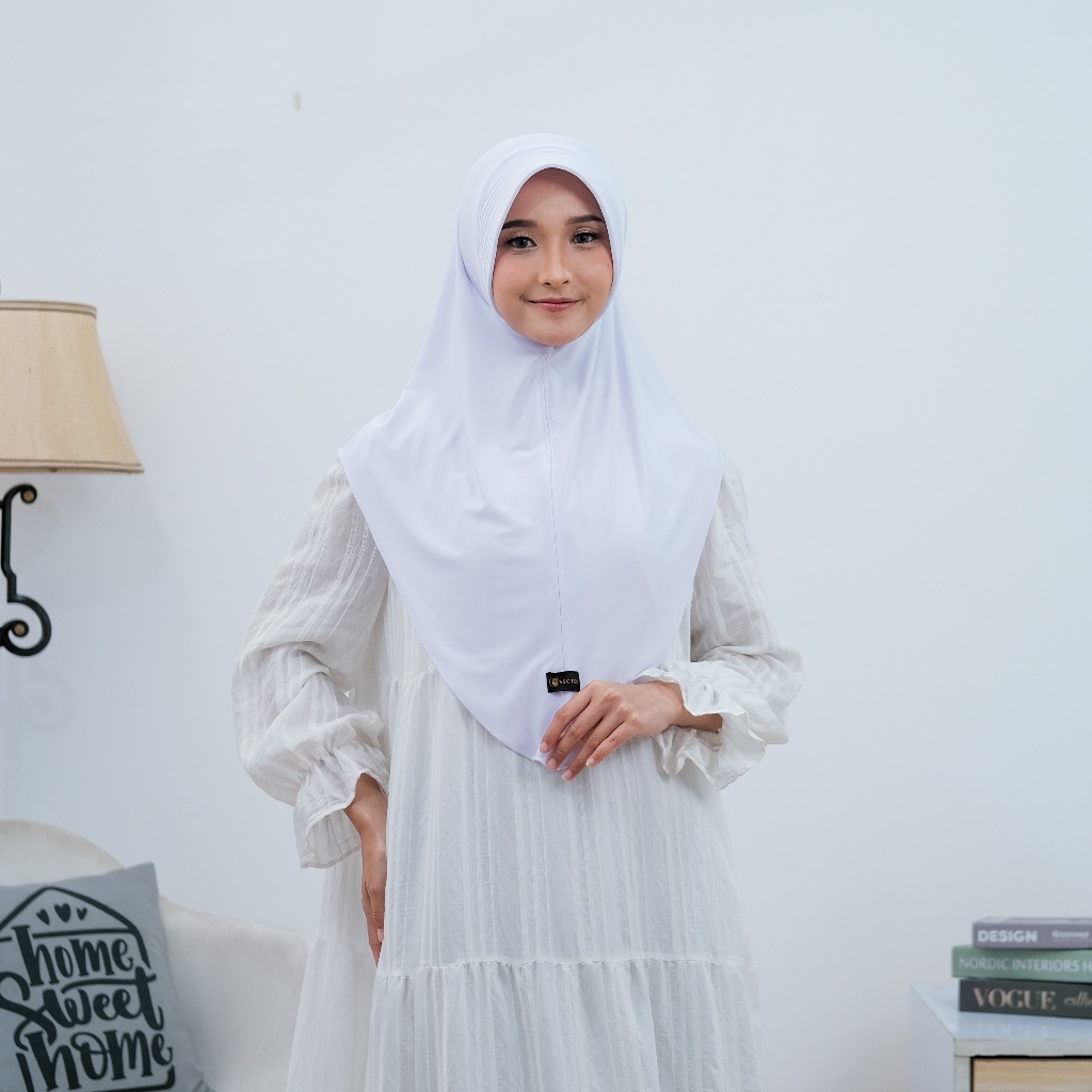 White Jilbab Putih Bergo Pet Jersey Premium