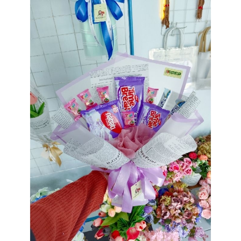 

Snack Bouquet || Purple Bouquet ||