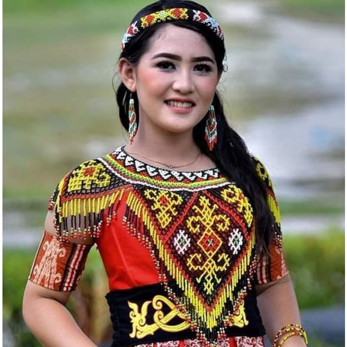 ART F85J Rompi Teratai Manik Dada kalung manik aksesoris tari dayak aksesoris adat dayak Kalimantan 