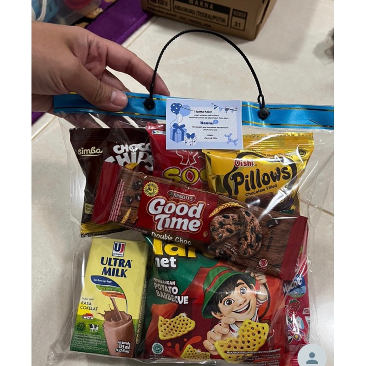 

Semangat Abis PARCEL BINGKISAN SNACK KEMASAN ANAK ULANG TAHUN