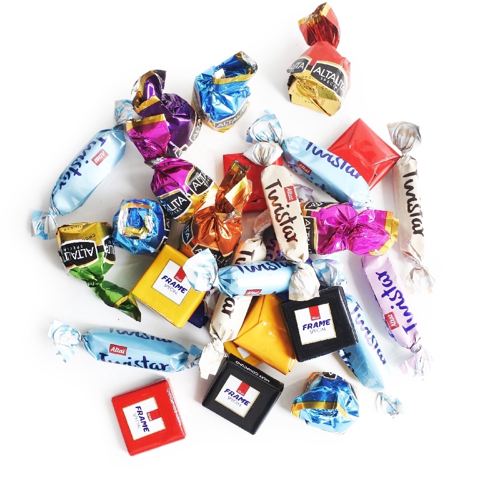 

Harga Bersaing Coklat Arab MIX 1 Kg AltalitaTruffleFrameAlysaTwistar