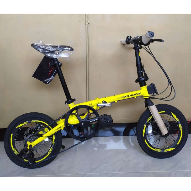 SEPEDA LIPAT PACIFIC FLUX 16''