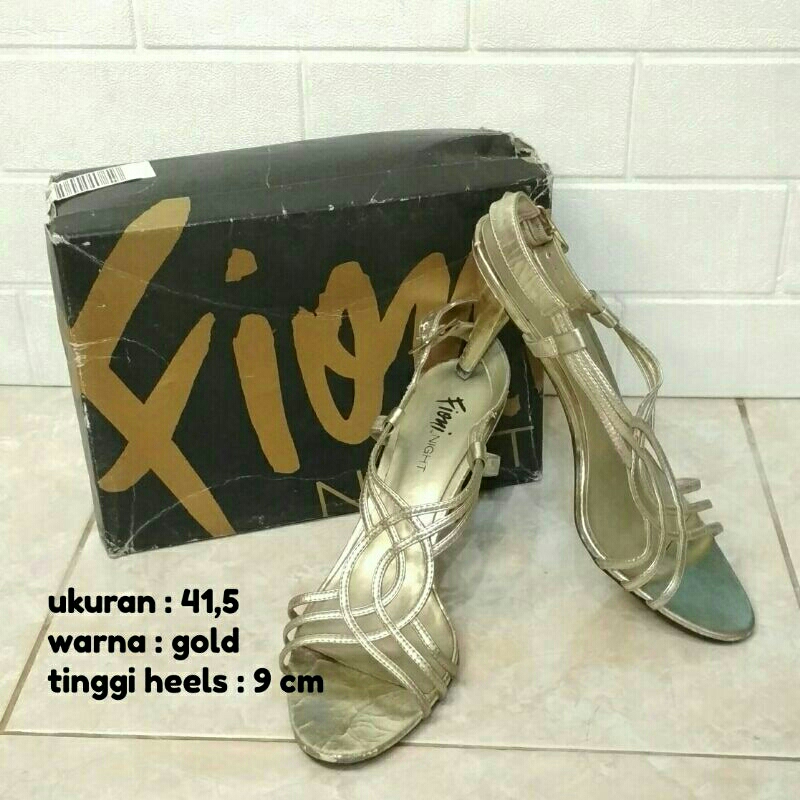Preloved high heels sepatu wanita Fioni Night (payless) size 41,5