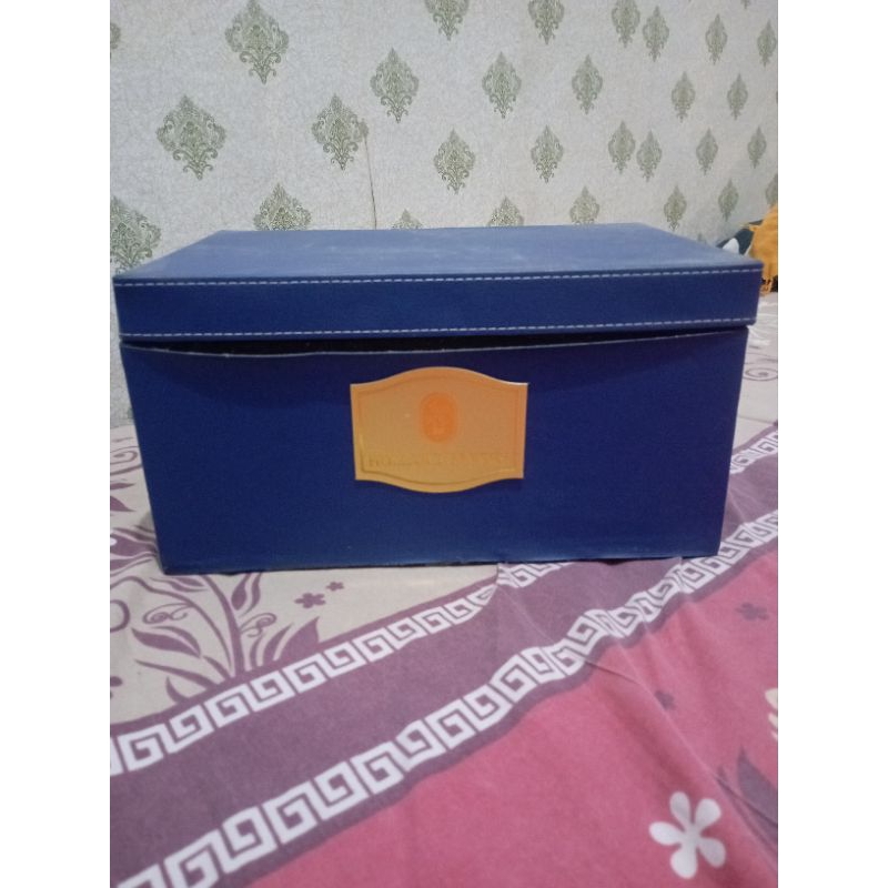 

BOX HAMPERS / BOX SERBA GUNA PRELOVED