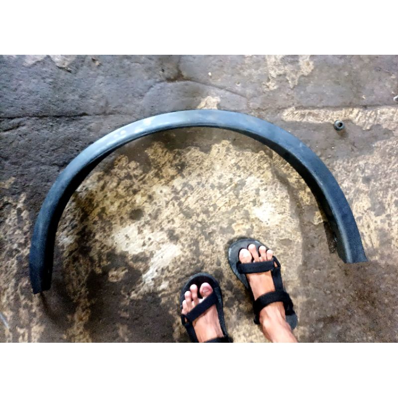 over fender depan kiri nissan juke original