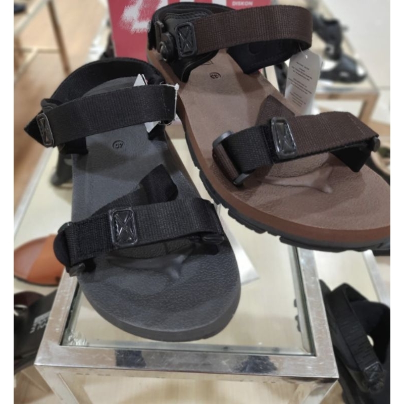 COLE - Sandal Gunung / Sandal Tali Belakang Pria Size 40-44 Original