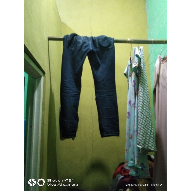 DENIM SALVAGE ACCENT