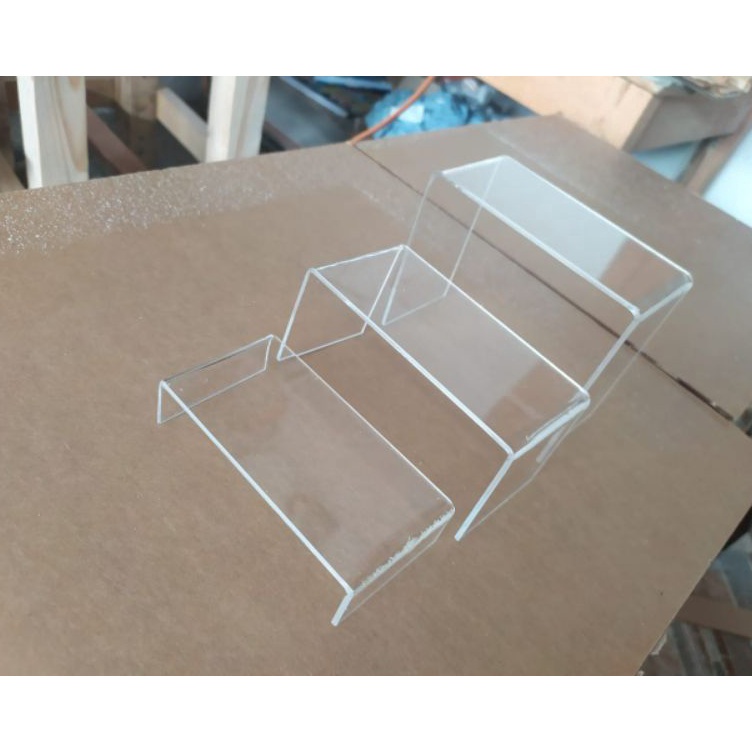 

Hadir Sekarang stand akrilik 1set