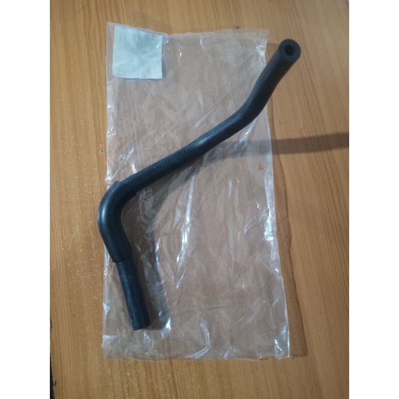 Selang Oli Transmisi Matic Panjang Nissan Livina 21632-ED000