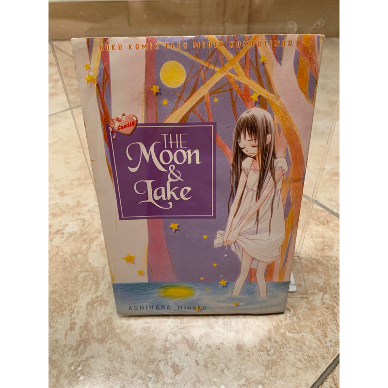 The Moon & Lake by Ashihara Hinako ONESHOT