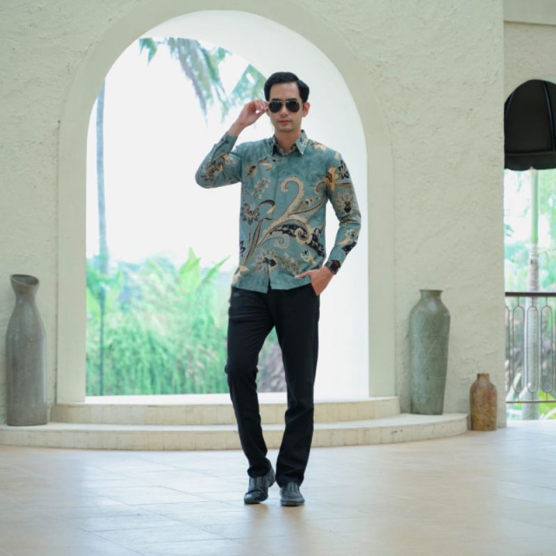 Batik pria atasan batik pria lengan panjang katun halus lapis puring